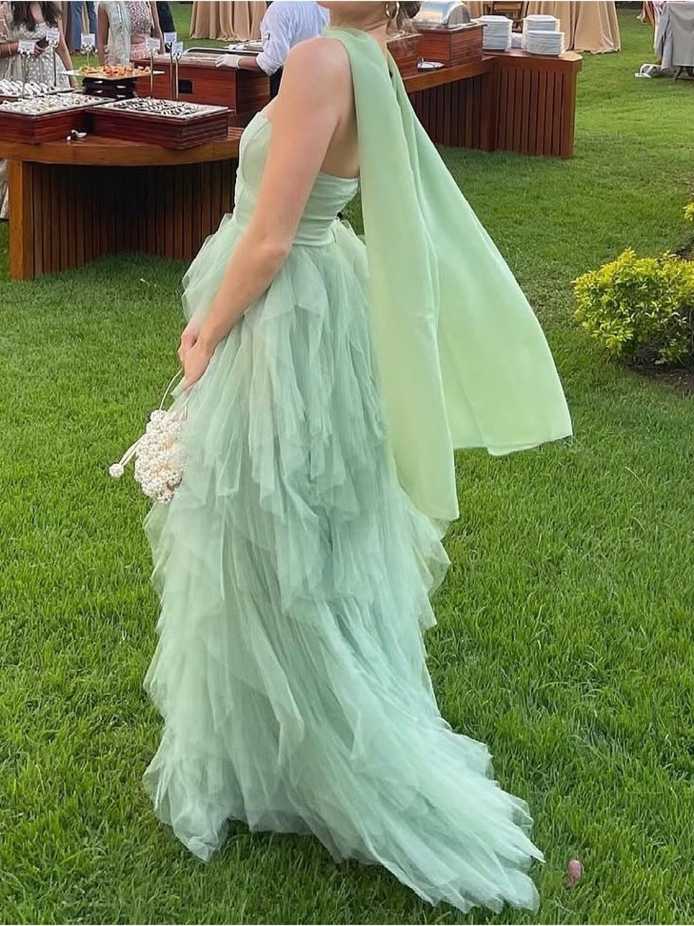 Selfie Leslie dress / prom wedding guest /
Size S